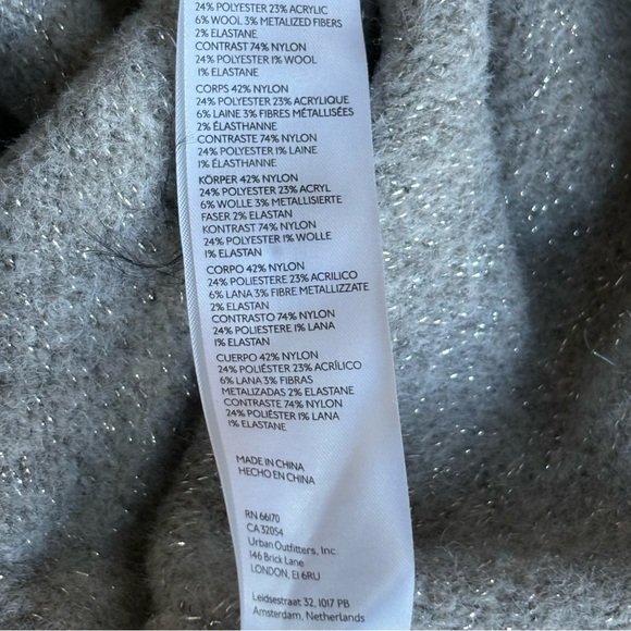 Maeve Anthropologie Gray Metallic Sparkle Fuzzy Bow Sweater Women’s Medium - Picture 9 of 9